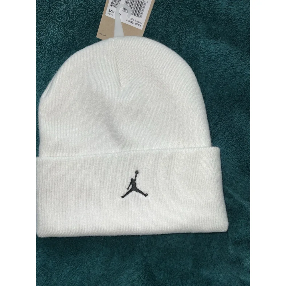 New! Nike Jordan Jumpman Logo Cuffed Beanie Hat White Color Adult Unisex